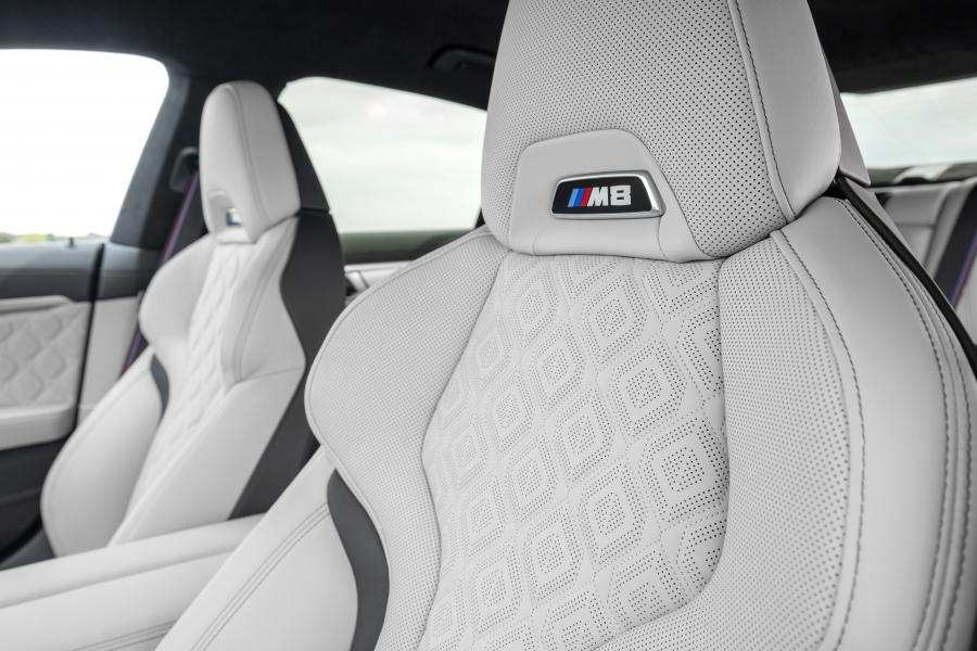 Детали интерьера BMW M8 Competition Gran Coupe (F93) 2019 года  (WW) (фото 60 из 139)